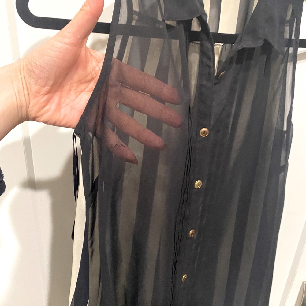 Black shear blouse